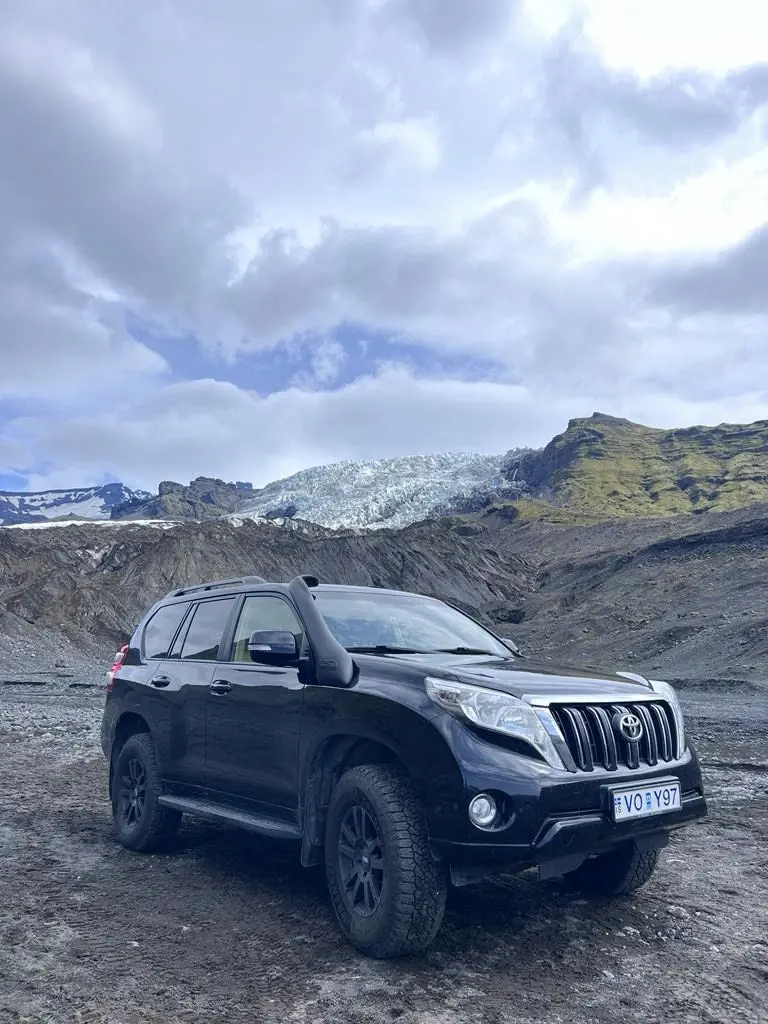 Atli's touring vehicle